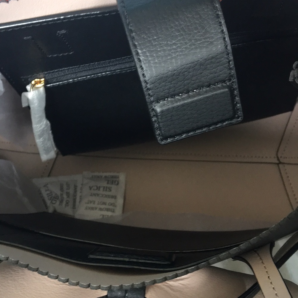 Kate Spade Bow Vanderbilt Handbag - Picture 2 of 8